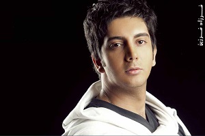 دانلود آهنگ به تو مدیونم از فرزاد فرزین با تکست آهنگ به تو مدیونم